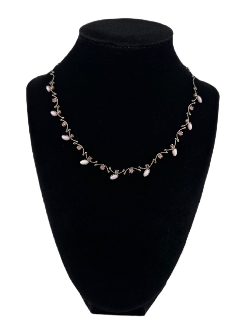 Express Vintage Dainty Necklace